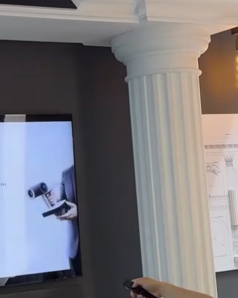 Klasik Sütunlu Fuar Tasarımı ile Zarif Mekânlar — 0:16
