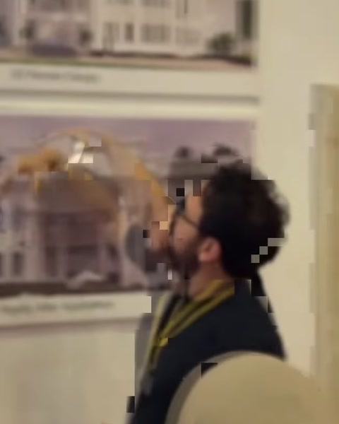 Klasik Sütunlu Fuar Tasarımı ile Zarif Mekânlar — 0:44