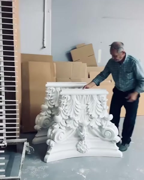 Poliüretan Pilaster Sütun Başlıkları ile Dekoratif Mimari Çözümler — 0:08