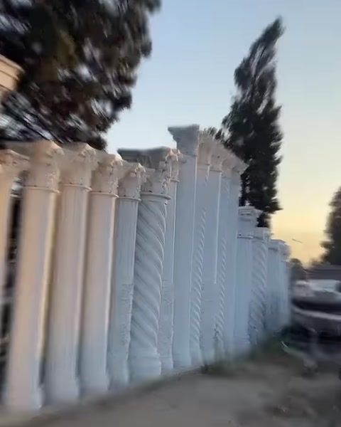 Polure Poliüretan Sütun Başlıkları ile Modern ve Klasik Mimari Dokunuşlar — 0:10